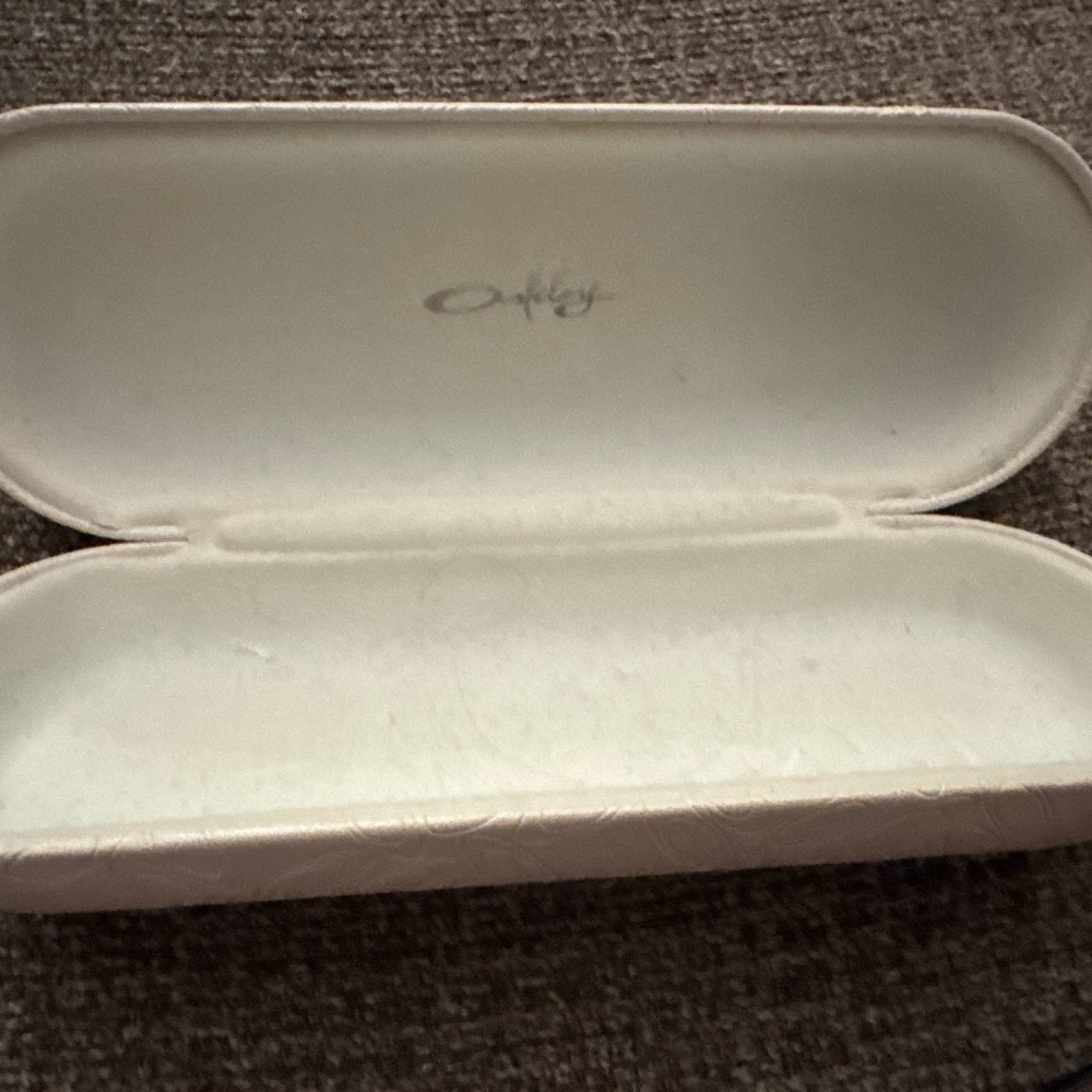 Oakley Glasses - Picture 5 of 6